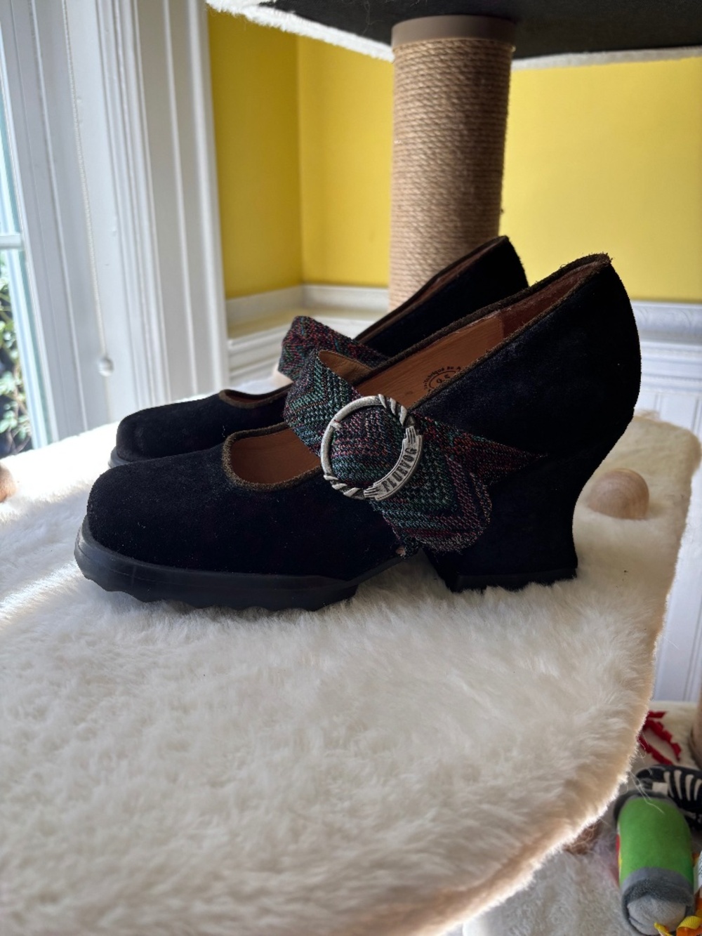 Fluevog Unity family